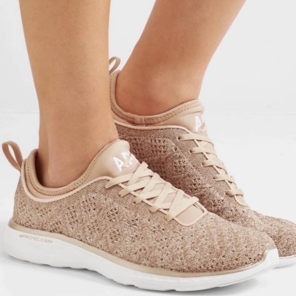 APL Athletic Propulsion Labs Techloom Phantom Rose Gold sneakers Rare!